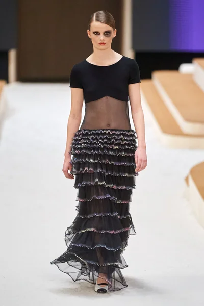 Look 30